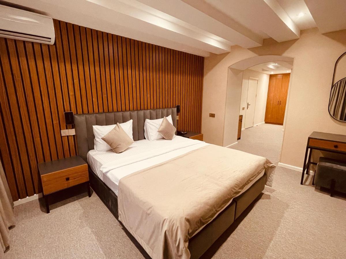 Eleven Hotel Μπακού Εξωτερικό φωτογραφία